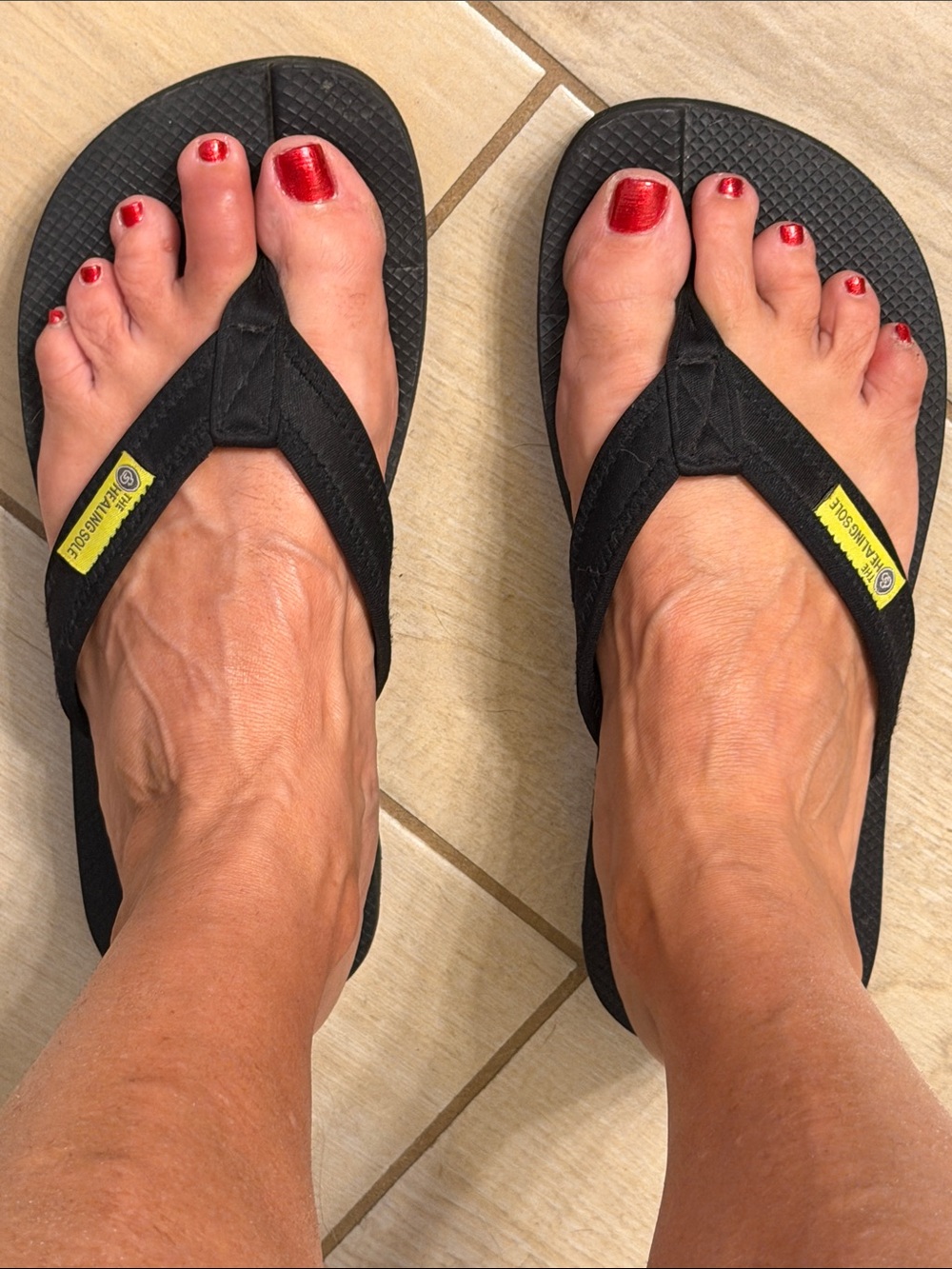 Women's Black Cushioned Flip-Flop Sandals